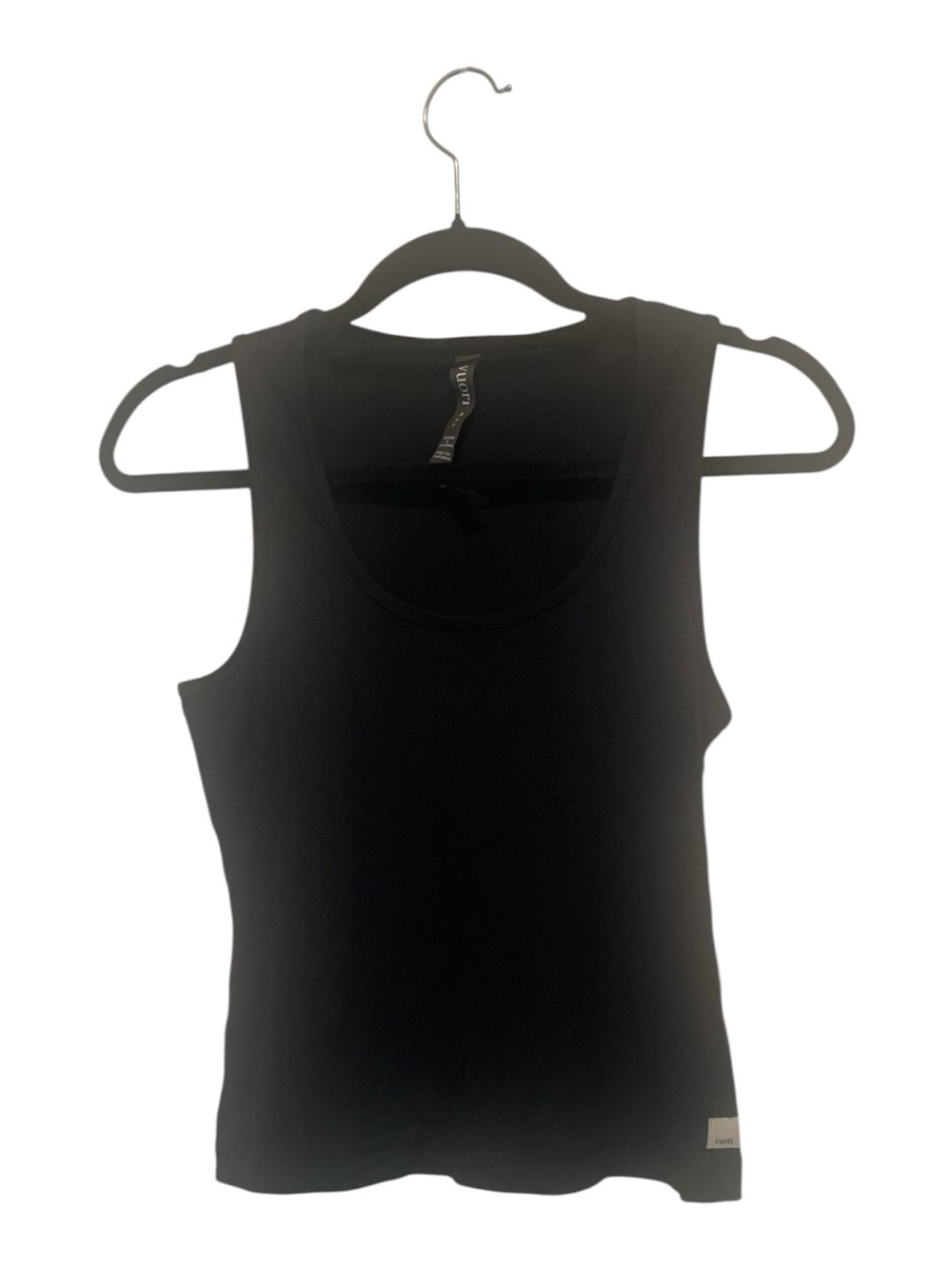 15. NWT Vuori pose layering tank Size S